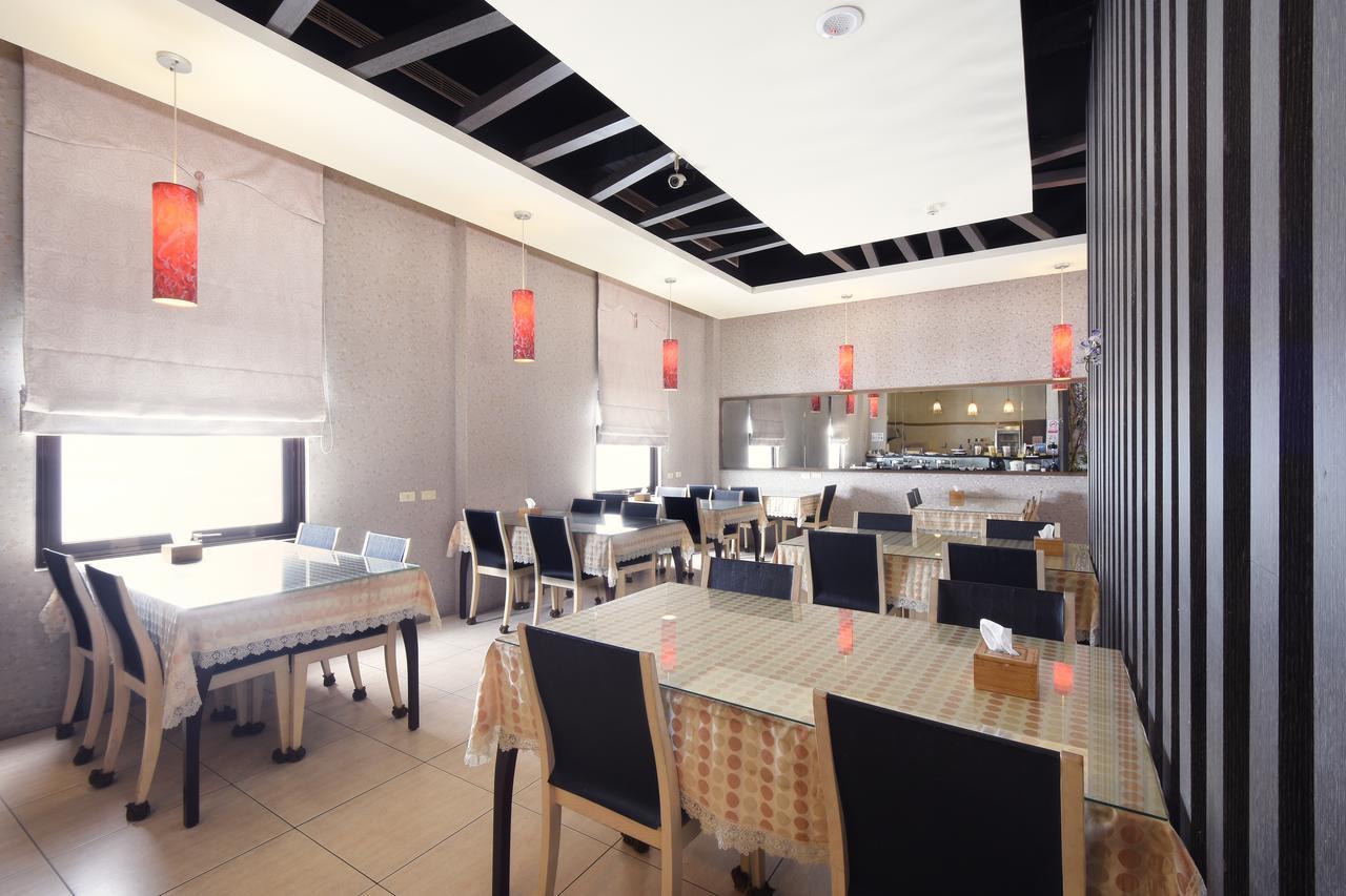 Sun Garden Motel Kaohsiung Luaran gambar