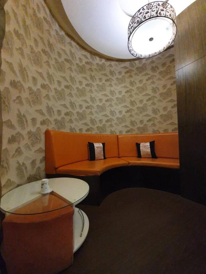 Sun Garden Motel Kaohsiung Luaran gambar